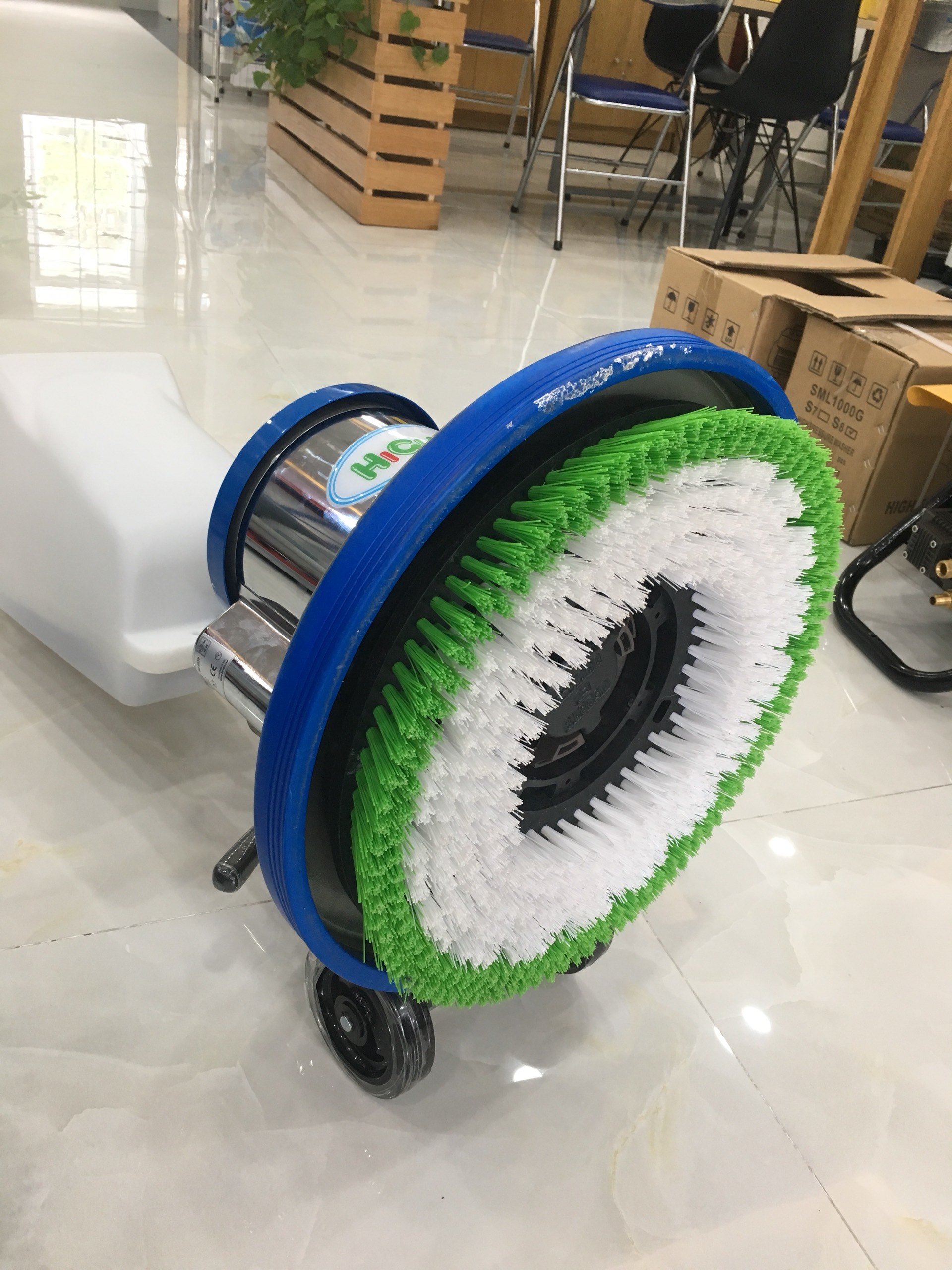 Máy chà sàn HiClean model HC522H - Ảnh 3