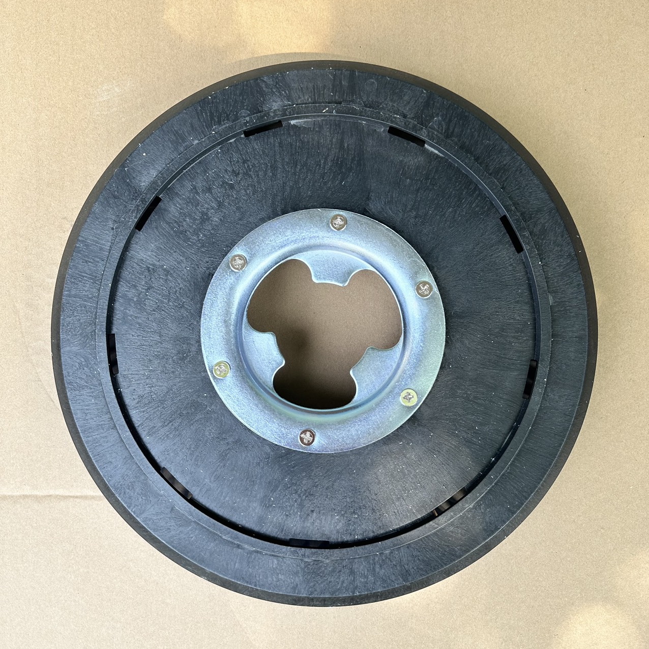 Mâm gắn pad máy chà sàn 203 - Ảnh 3